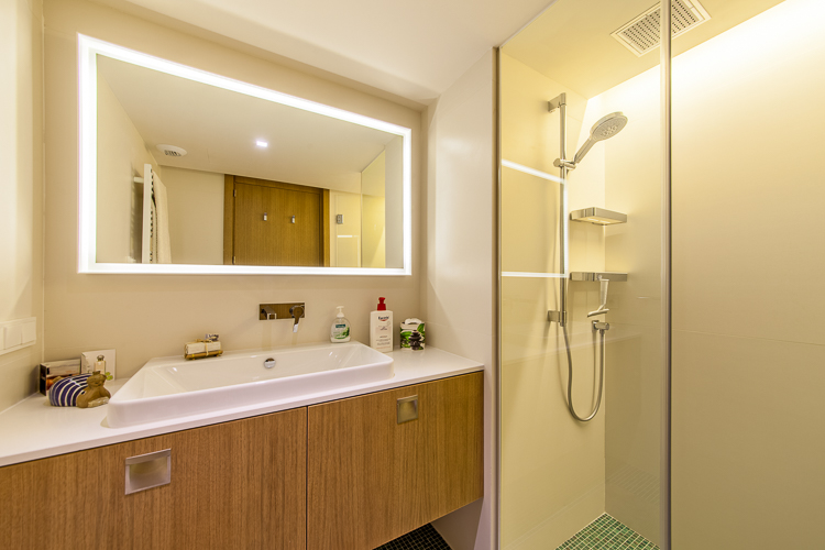 630f7cca6b9c0427e61f38e2