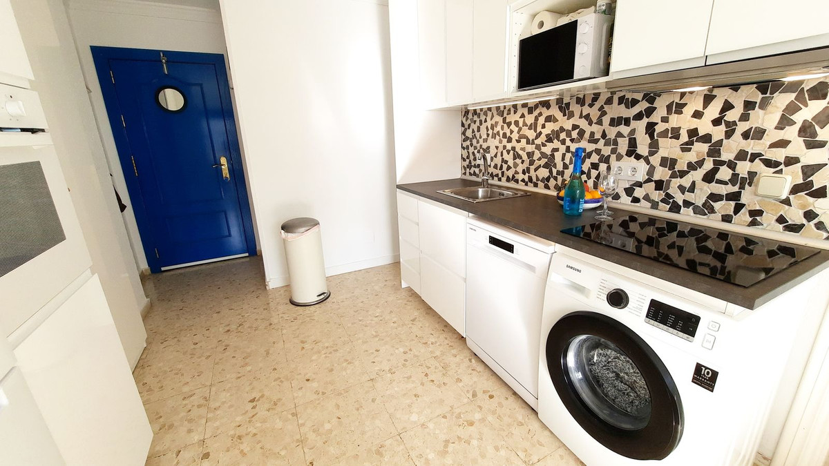 7980e48d732b6fc85c14b43b94d2aa54