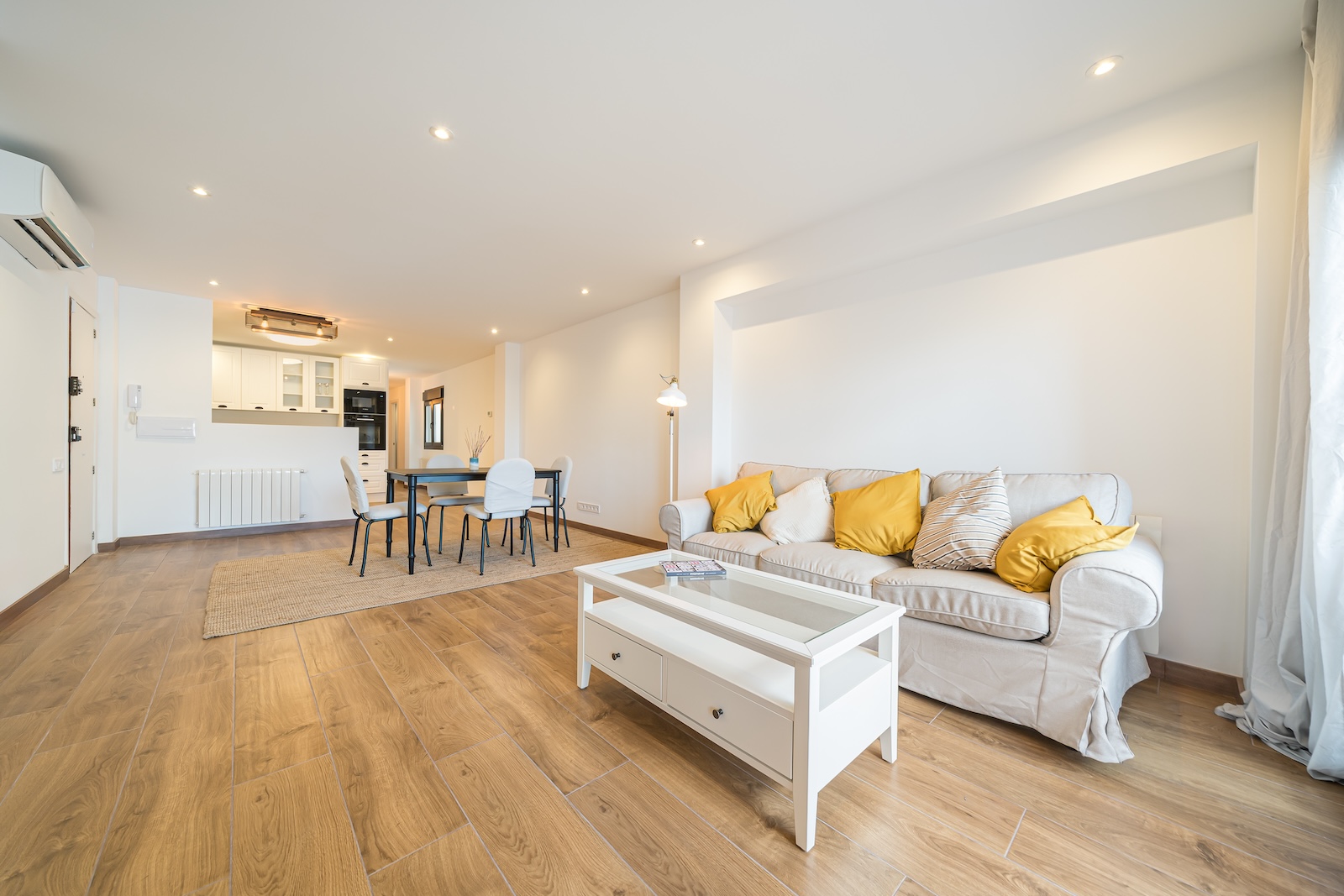 Apartment in Palma de Mallorca - Image 4