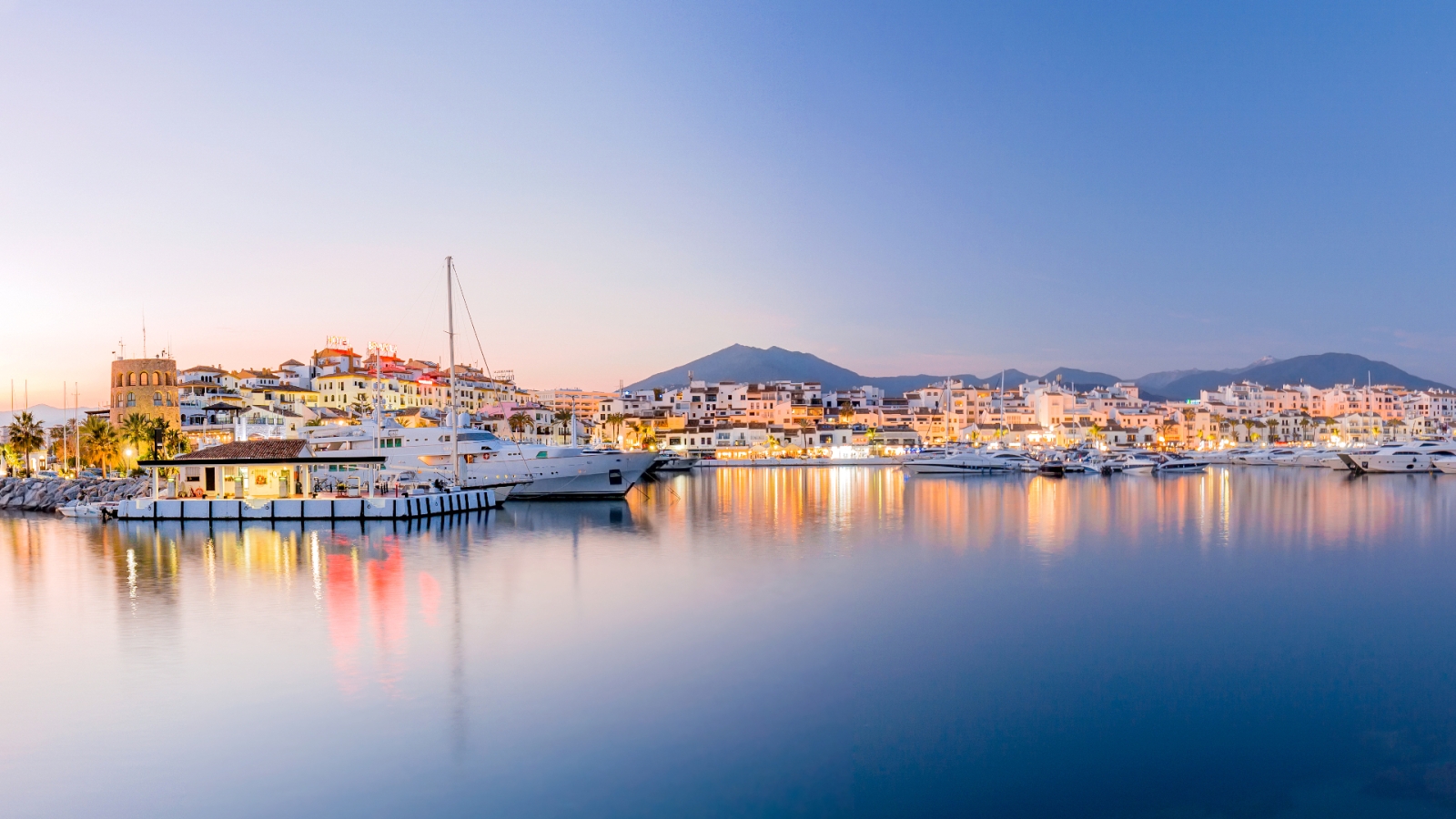 shutterstock 473238115 - Marbella