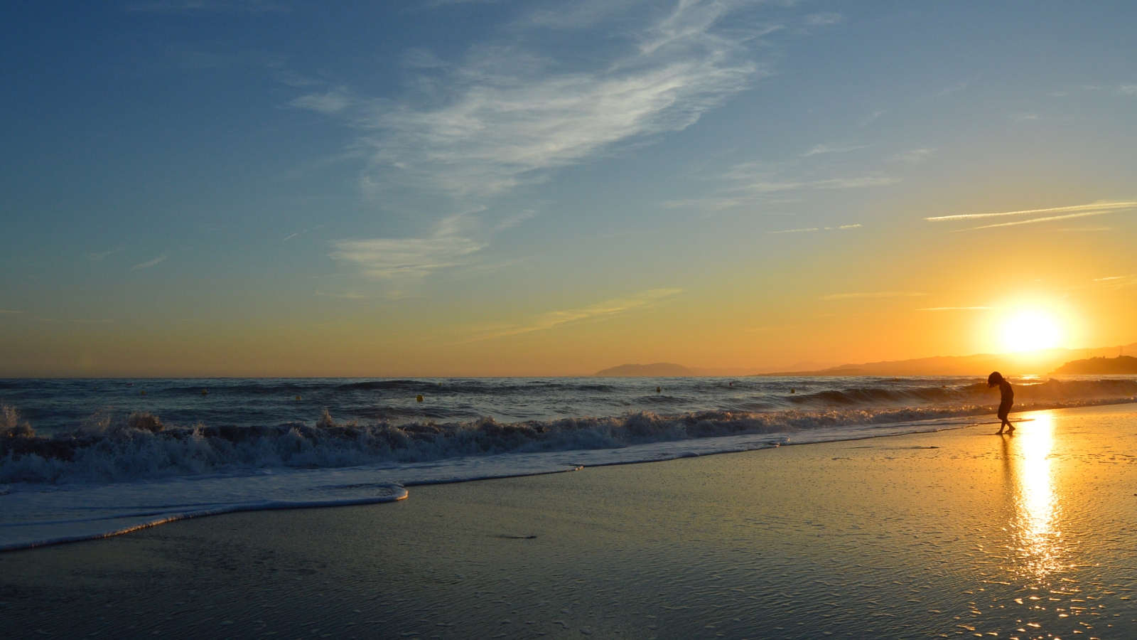 shutterstock 1609253092 - Playa de Torrox