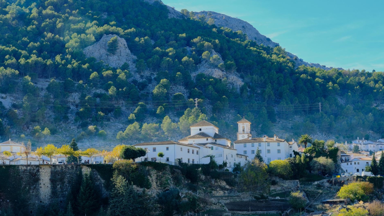 shutterstock 1807664050 - Álora