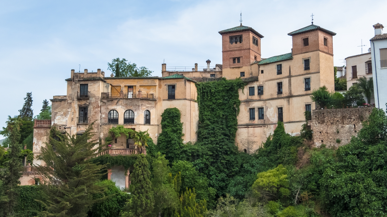 shutterstock 117983146 - Ronda
