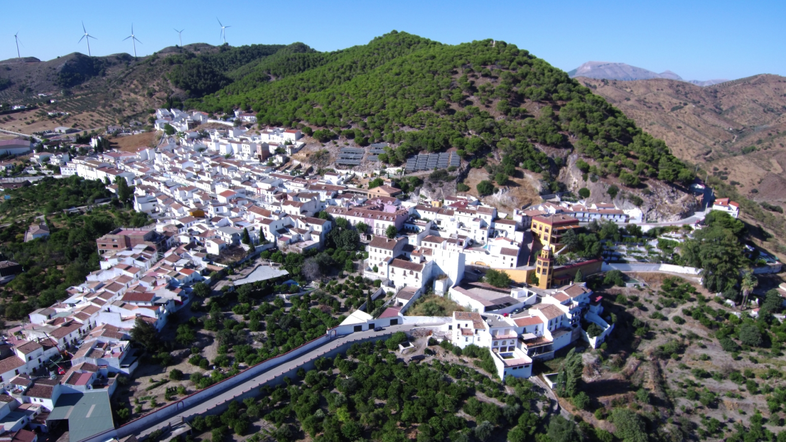 shutterstock 1225693465 - Carratraca