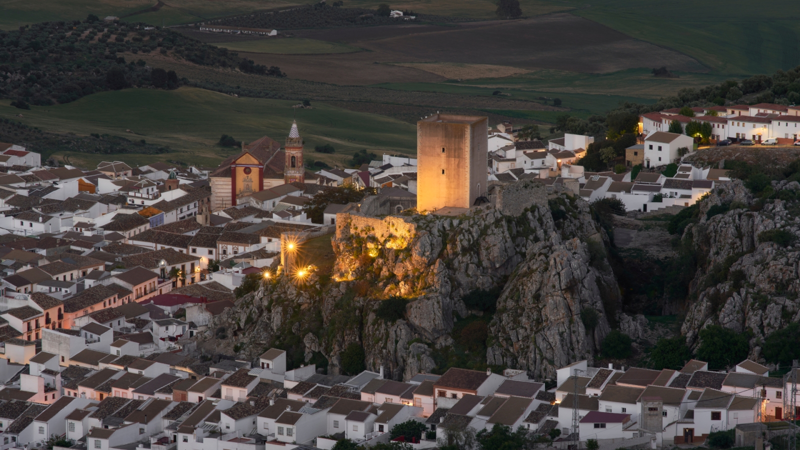 shutterstock 2013275297 - Cañete la Real