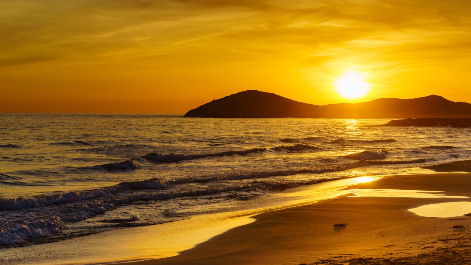 shutterstock 2048420549 - Playa Calblanque, Murcia