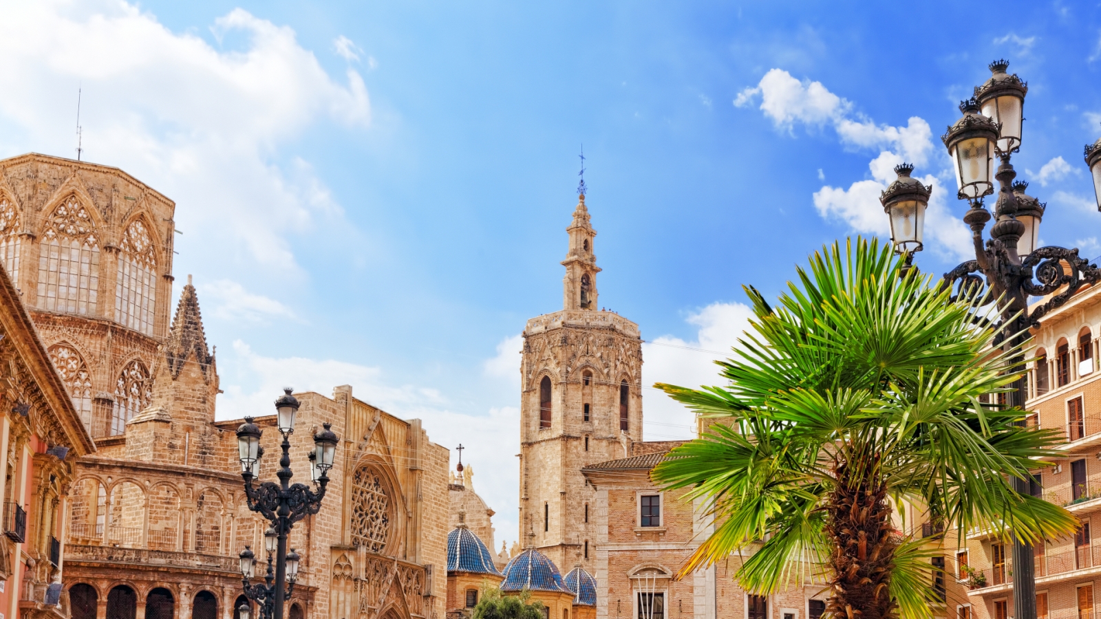 shutterstock 228389566 - Valencia