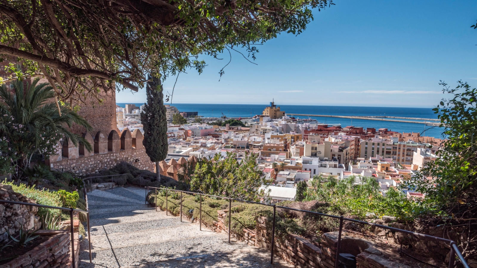 shutterstock 647483425 - Almeria