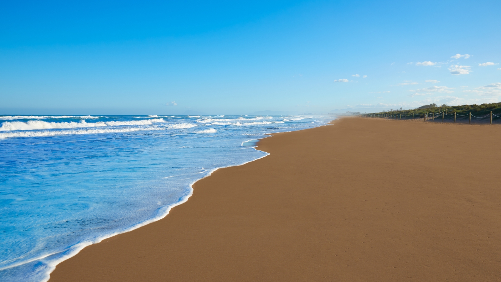 shutterstock 423037489 - Tavernes de la Valldigna