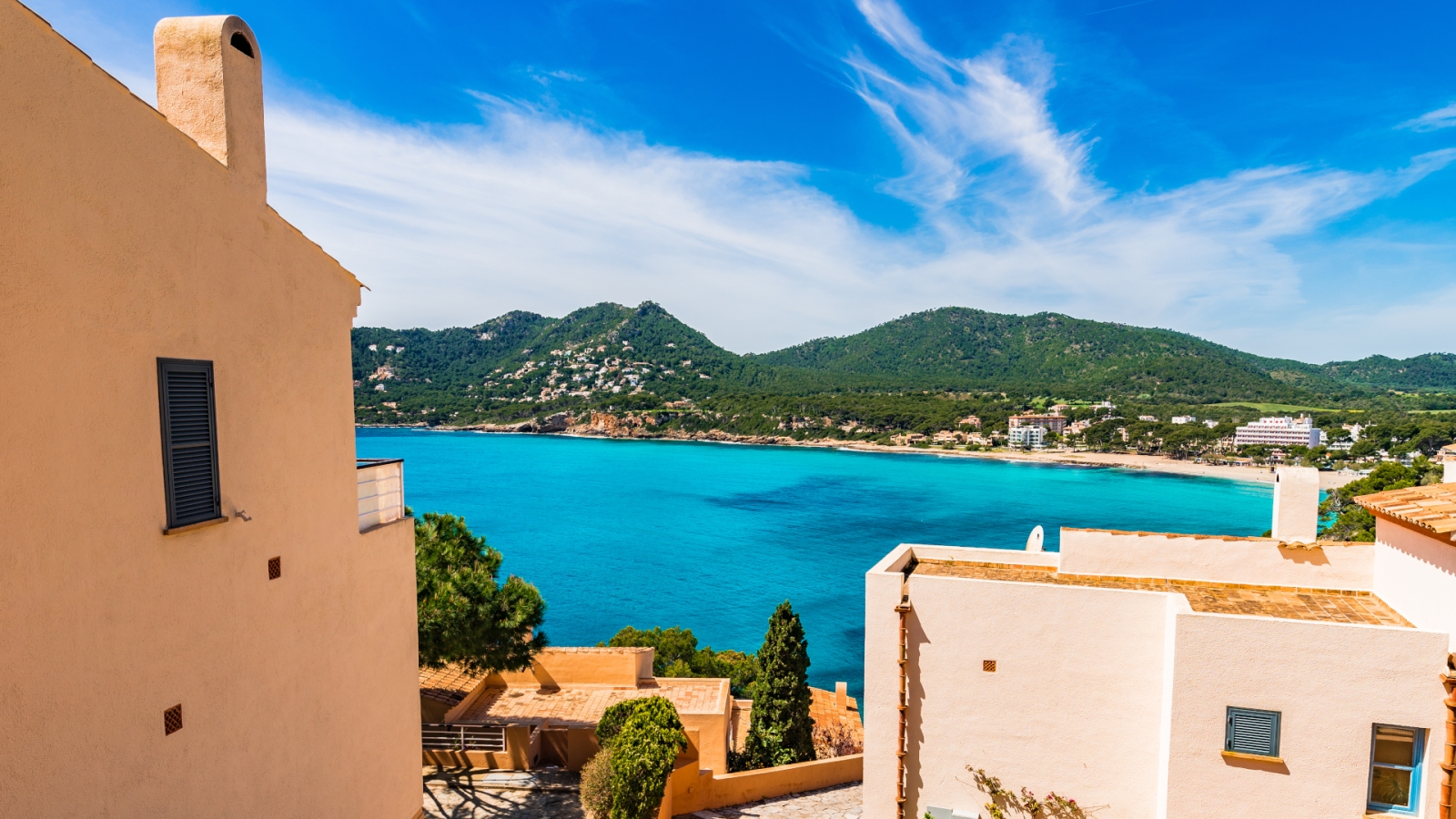 shutterstock 586323173 - Canyamel