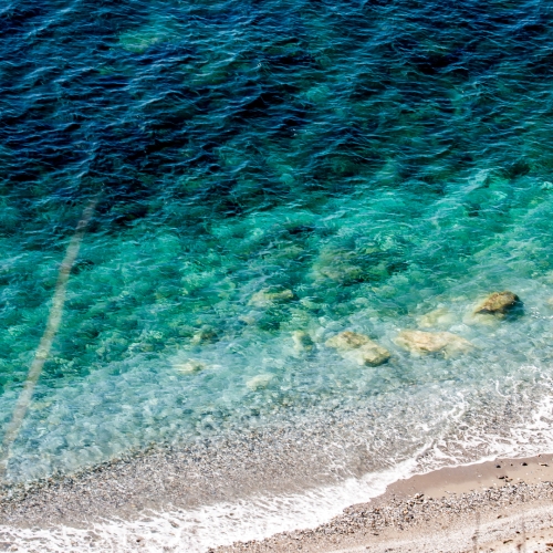 shutterstock 1173859372 - paradise shore in the Costa del Sol, Málaga