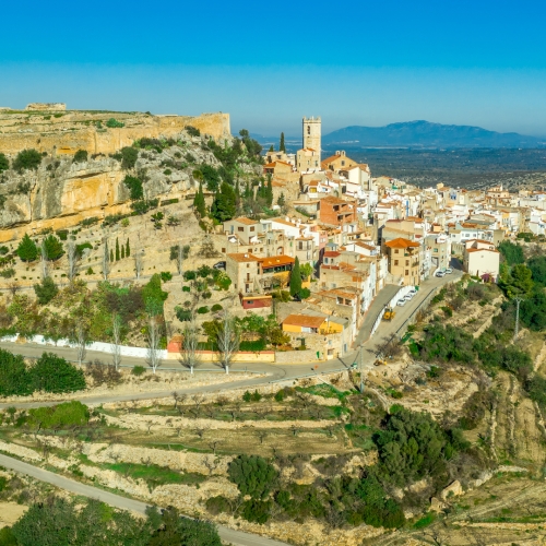 shutterstock_1628807767 - Cervera del Maestre castle