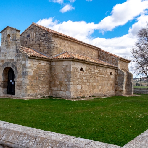 shutterstock 1758851030 - Alatoz