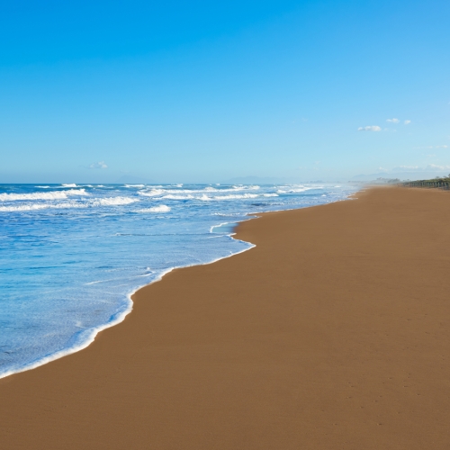 shutterstock 423037489 - Tavernes de la Valldigna