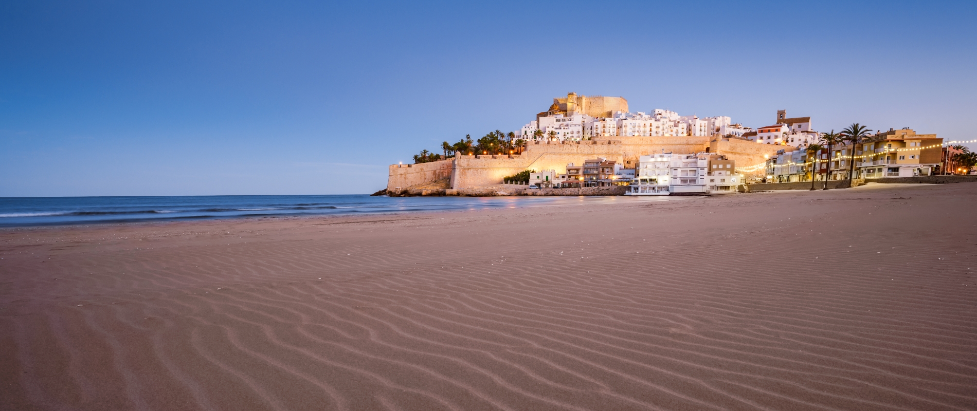 shutterstock 1884047125 - Peñíscola